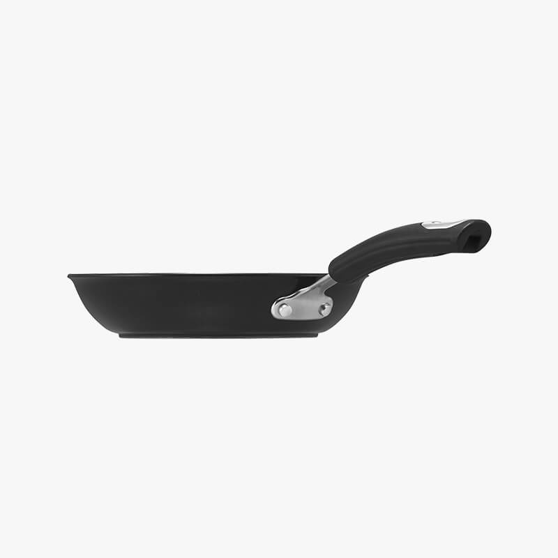 Hard Anodized Nonstick Skillet
